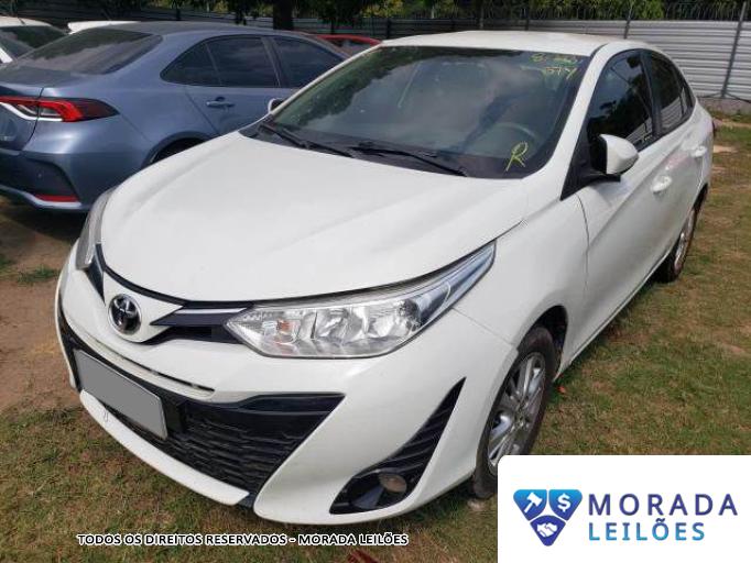 TOYOTA YARIS SEDAN 19/19