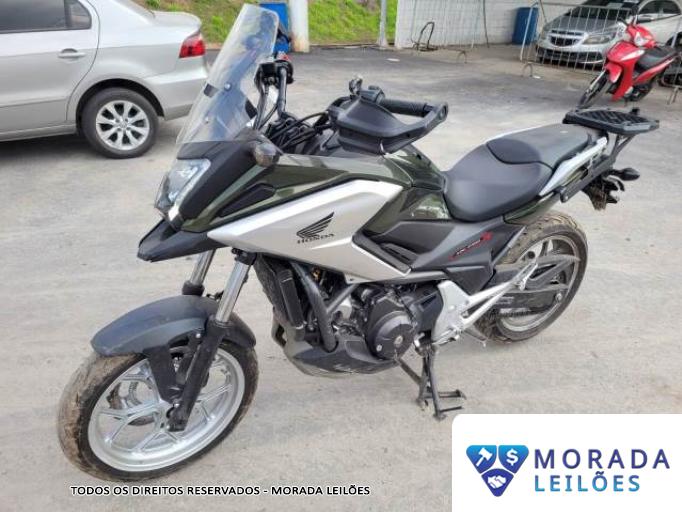 HONDA NC 750X 18/18